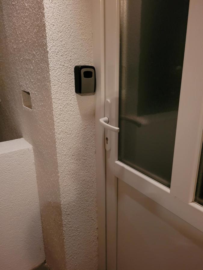 スラヴォンスキ・ブロドKod Dide - Entry With Pin 0-24Hアパートメント エクステリア 写真